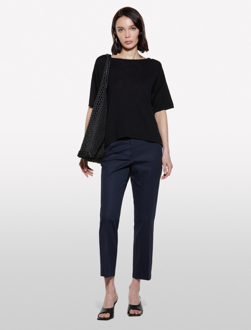 Kadın Siyah Keten Karışımlı Bisiklet Yaka Oversize T-Shirt Kadın Siyah Keten Karışımlı Bisiklet Yaka Oversize T-Shirt