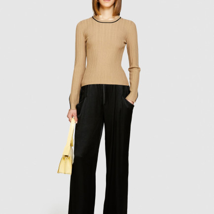 Kadın Deve Tüyü Viskoz Karışımlı Dar Kesim Bisiklet Yaka Kazak Kadın Deve Tüyü Viskoz Karışımlı Dar Kesim Bisiklet Yaka Kazak