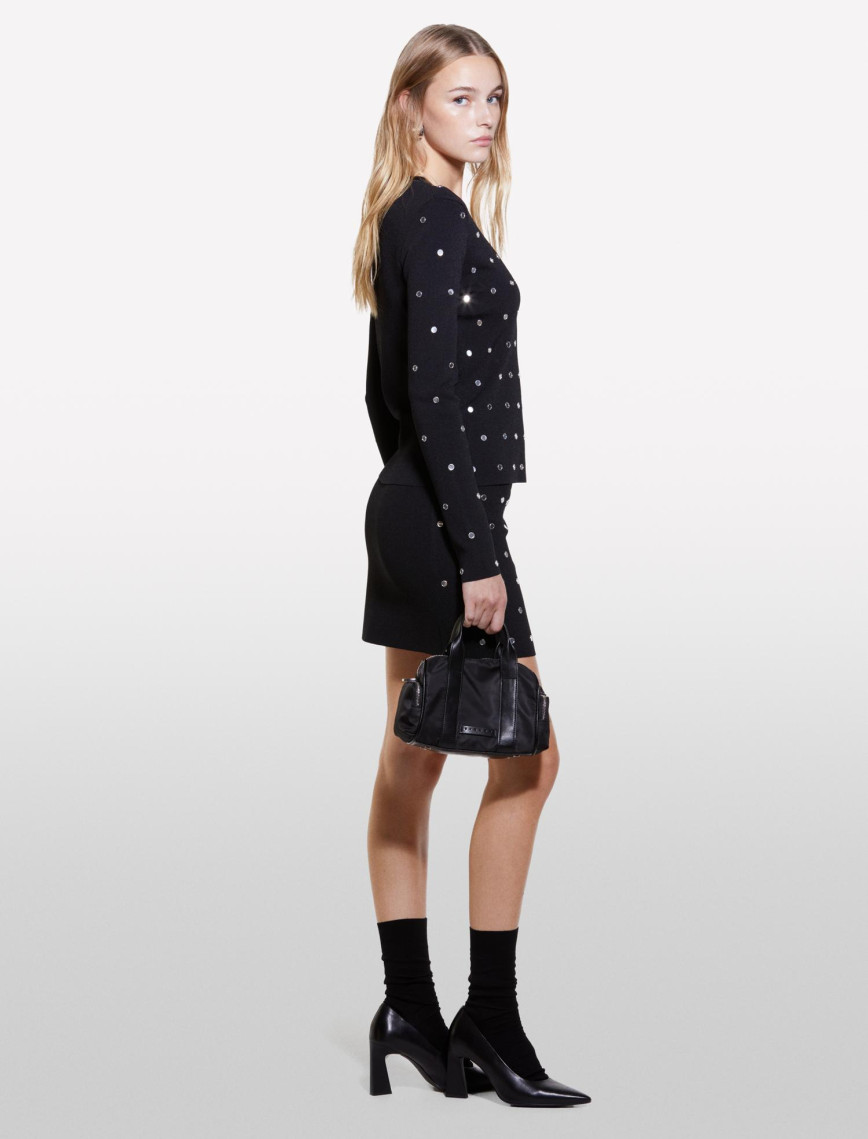 Kadın Siyah Viskoz Karışımlı Bisiklet Yaka Slim Fit Kazak Kadın Siyah Viskoz Karışımlı Bisiklet Yaka Slim Fit Kazak