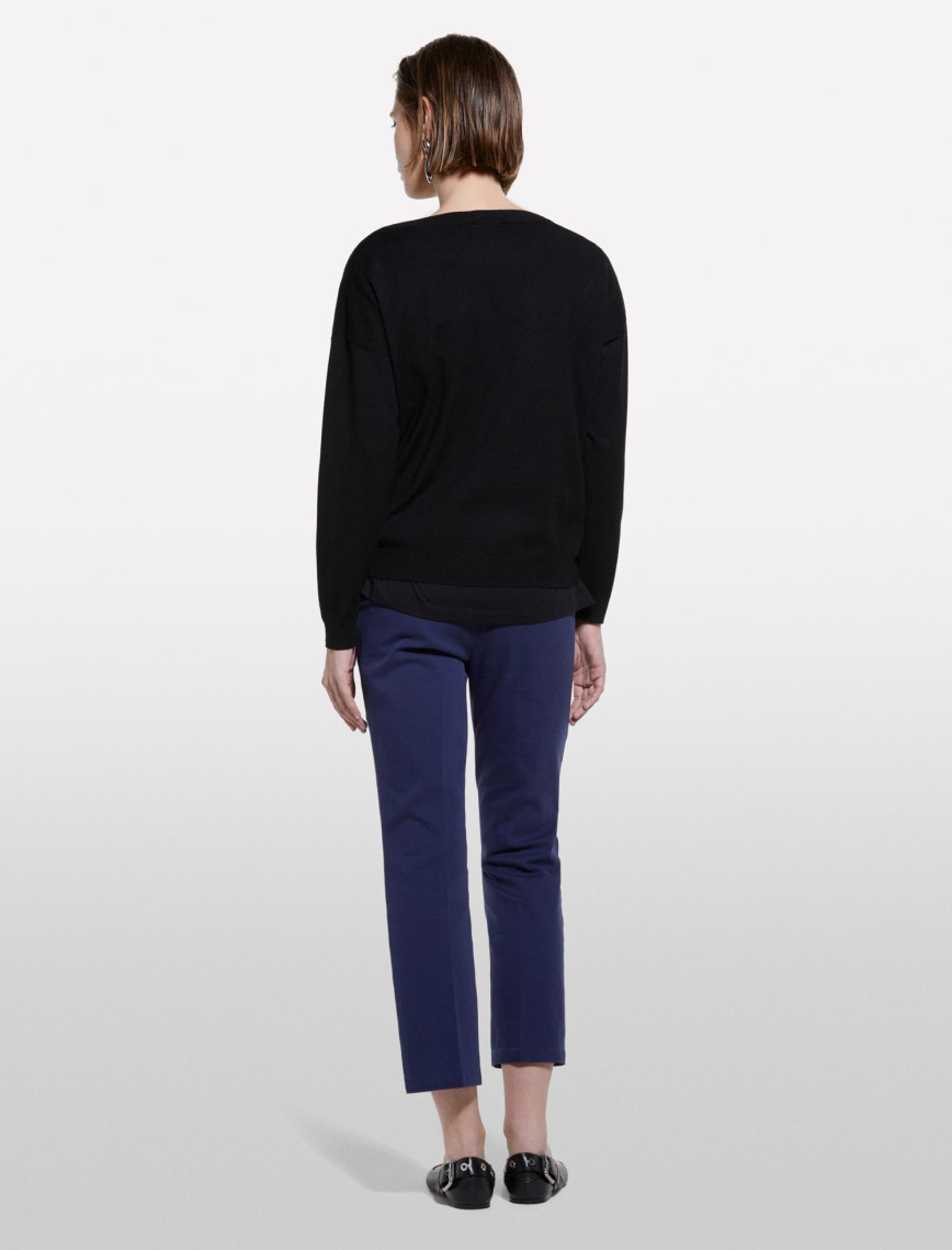 Kadın Siyah Viskoz Karışımlı Normal Kesim Düz Kayık Yaka Kazak Kadın Siyah Viskoz Karışımlı Normal Kesim Düz Kayık Yaka Kazak