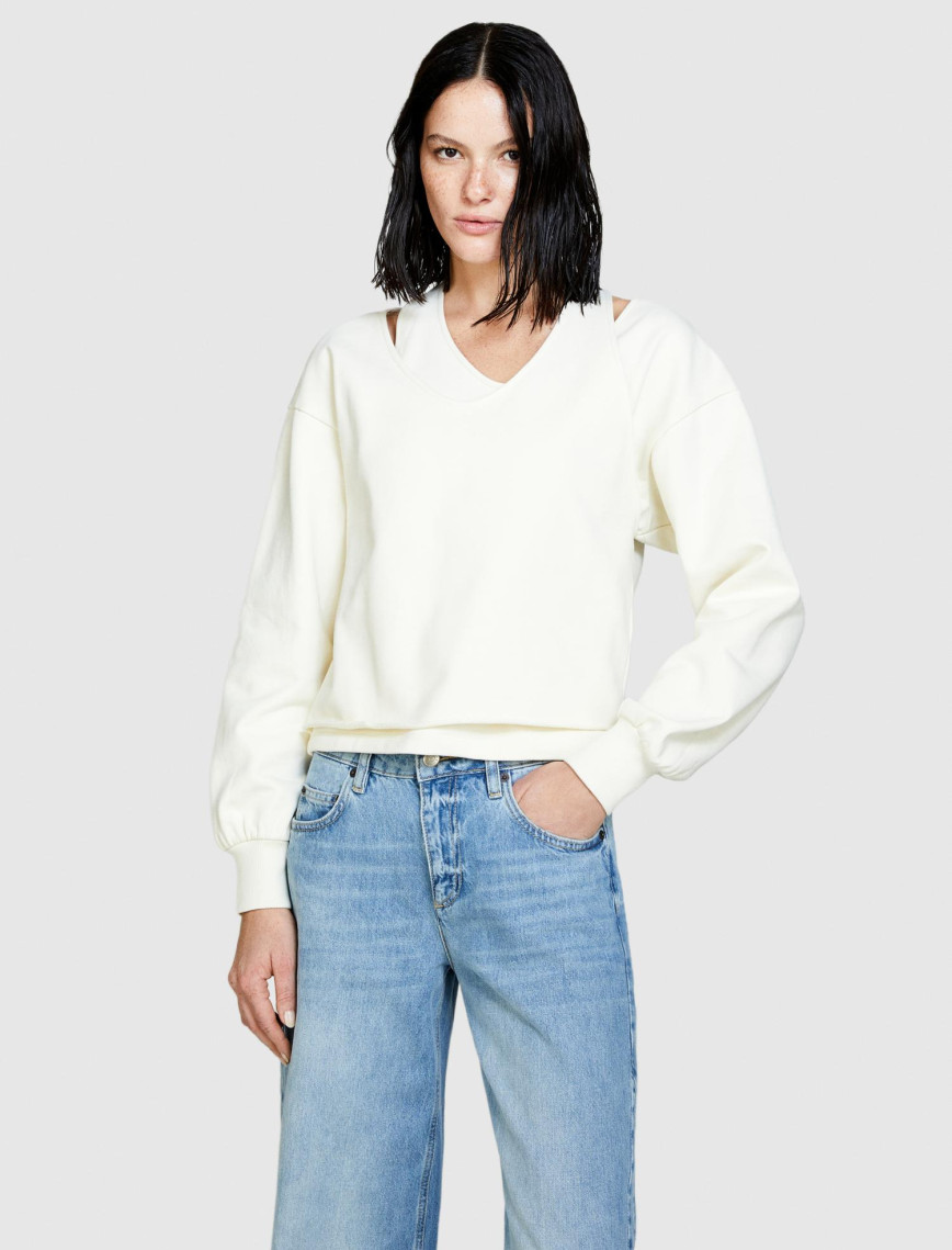 Kadın Krem %100 Pamuk Omuz Detaylı Kısa Kazak Kadın Krem %100 Pamuk Omuz Detaylı Kısa Kazak