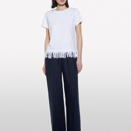 Kadın Beyaz Pamuklu Ucu Püsküllü Bisiklet Yaka Regular Fit T-Shirt Kadın Beyaz Pamuklu Ucu Püsküllü Bisiklet Yaka Regular Fit T-Shirt