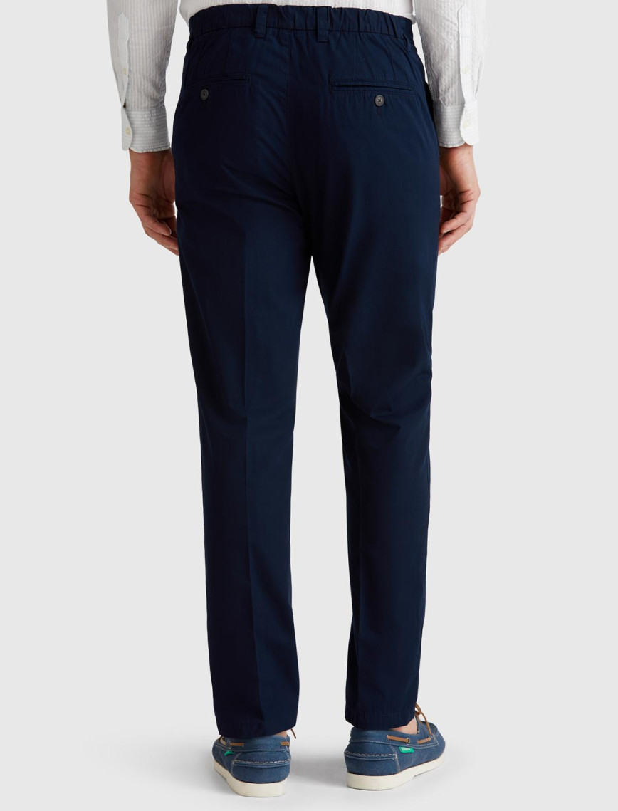 Erkek Lacivert %100 Koton Paraşüt Kumaş Slim Fit Chino Pantolon Erkek Lacivert %100 Koton Paraşüt Kumaş Slim Fit Chino Pantolon