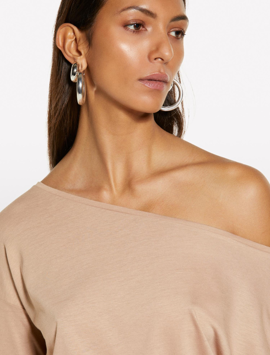 Kadın Sütlü Kahve Modal Karışımlı Kayık Yaka Regular Fit T-Shirt