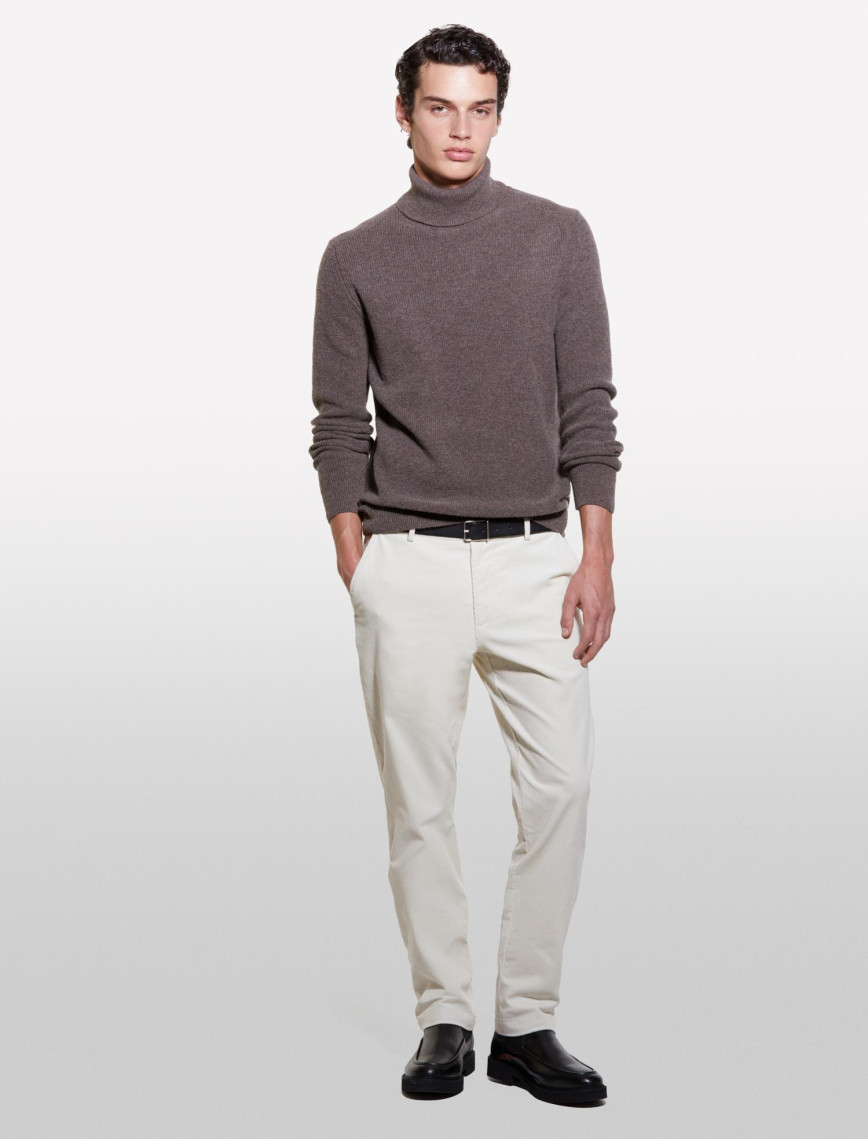 Erkek Siyah Yün Karışımlı Dik Yaka Kazak Erkek Siyah Yün Karışımlı Dik Yaka Kazak