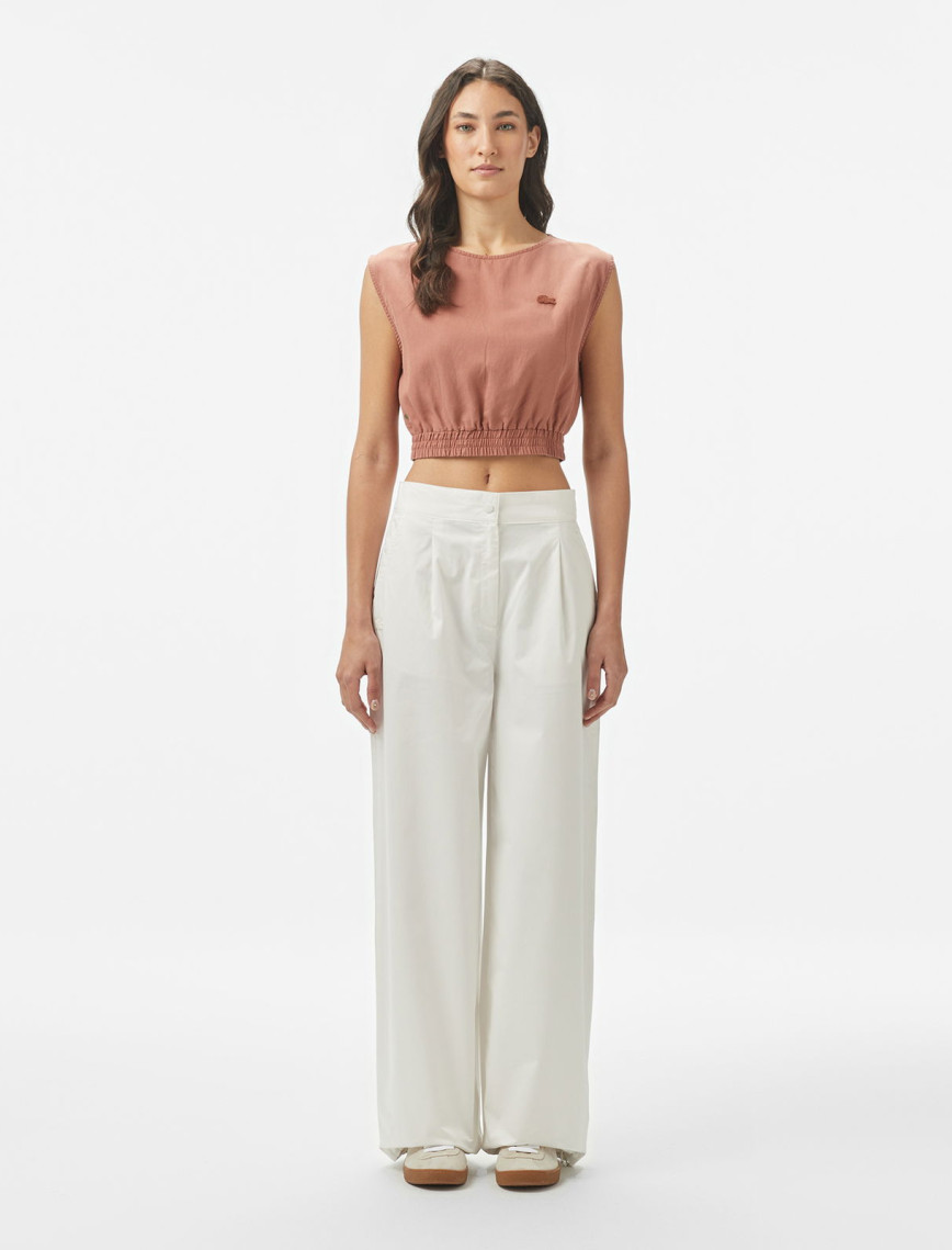 Lacoste Kadın Regular Fit Kolsuz Bisiklet Yaka Kahverengi Bluz Lacoste Kadın Regular Fit Kolsuz Bisiklet Yaka Kahverengi Bluz