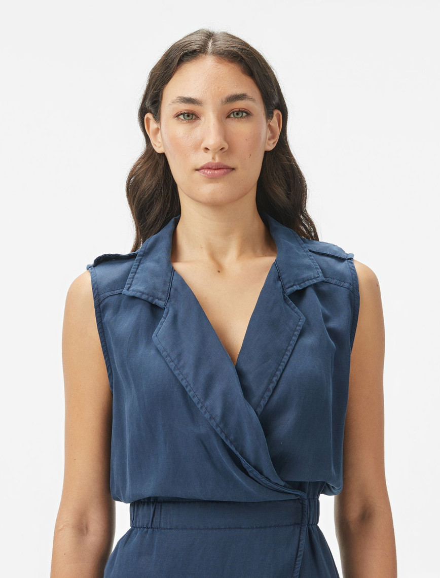 Lacoste Kadın Classic Fit Kolsuz Lacivert Elbise