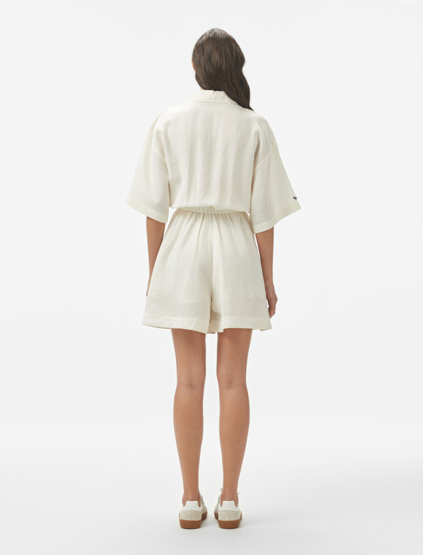 Lacoste Kadın Flare Fit Kısa Kollu Gömlek Yaka Beyaz Elbise Lacoste Kadın Flare Fit Kısa Kollu Gömlek Yaka Beyaz Elbise