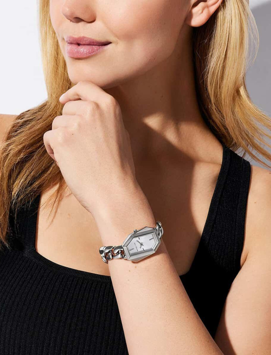 Michael Kors MK4879 Kadın Kol Saati