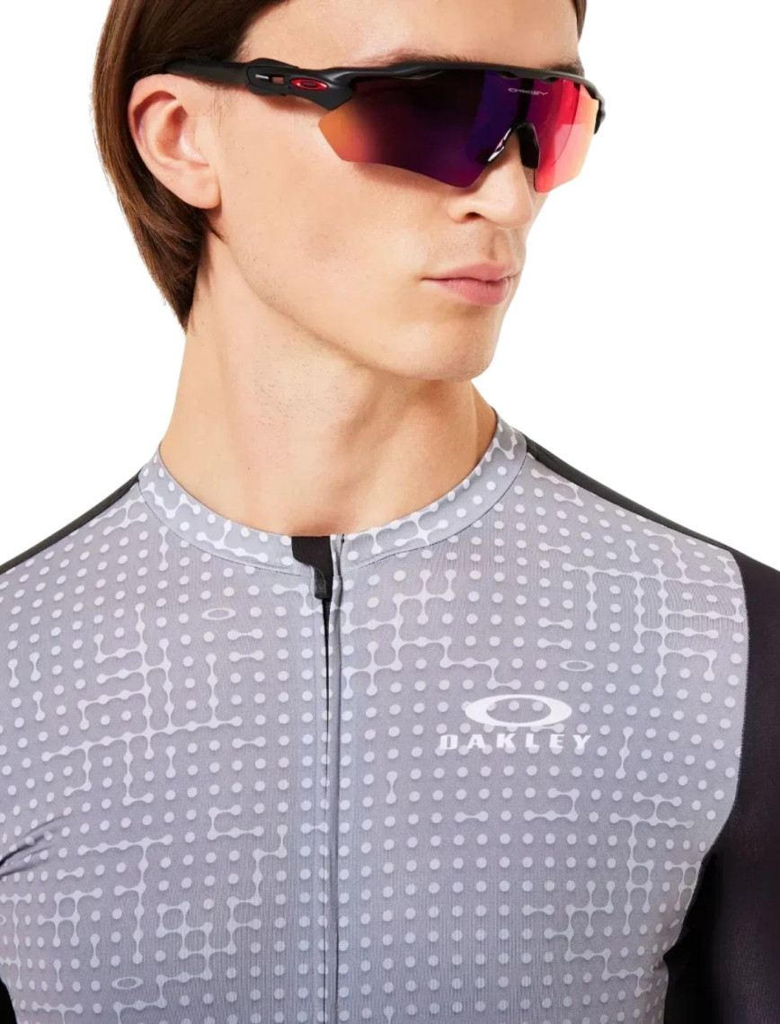 Oakley Endurance Dazzle Camo Jersey Erkek Siyah Tişört Oakley Endurance Dazzle Camo Jersey Erkek Siyah Tişört
