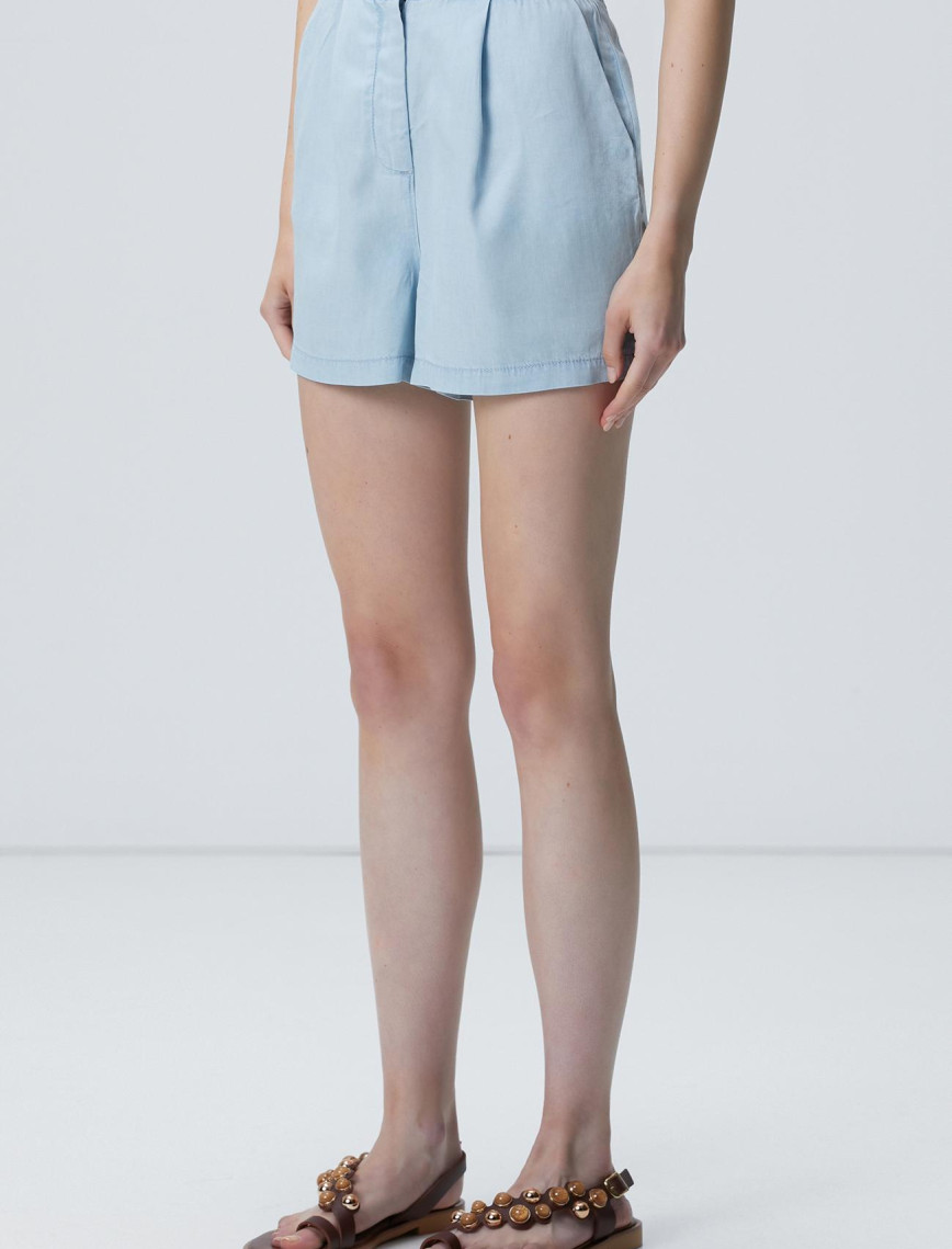 Network Kadın Açık Mavi Mini Denim Şort Network Kadın Açık Mavi Mini Denim Şort