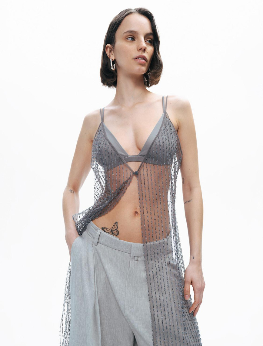 Boncuk İşlemeli Maxi Yelek Boncuk İşlemeli Maxi Yelek