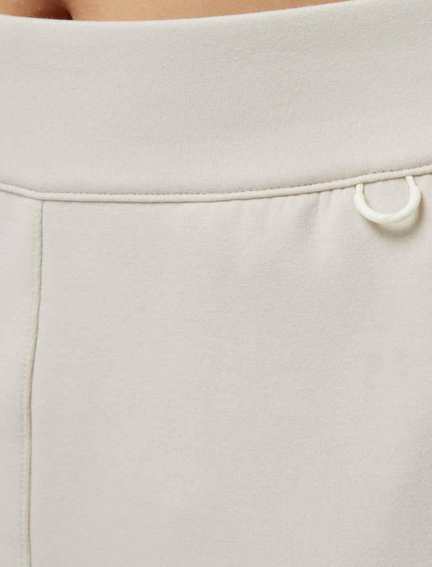 Nike Dri-Fit Jogger Kadın Bej Eşofman Altı Nike Dri-Fit Jogger Kadın Bej Eşofman Altı