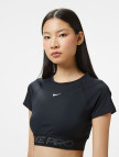 Nike Pro Dri-Fit Kadın Siyah T-Shirt Nike Pro Dri-Fit Kadın Siyah T-Shirt