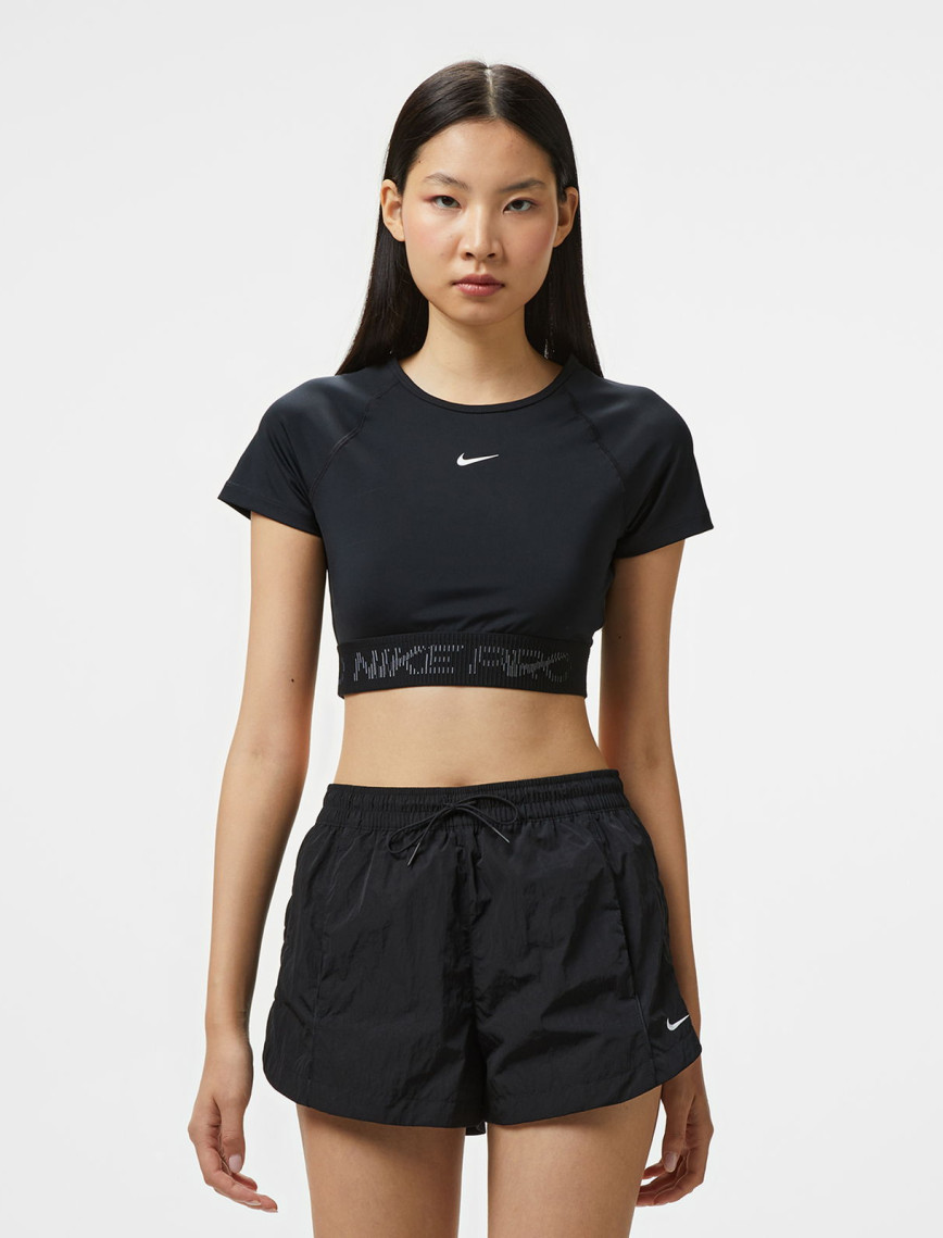 Nike Pro Dri-Fit Kadın Pembe T-Shirt Nike Pro Dri-Fit Kadın Pembe T-Shirt