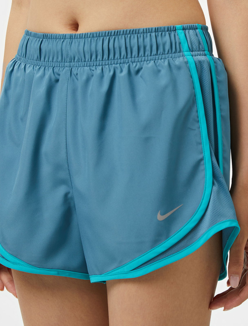 Nike Tempo Dri-Fit 8 cm Kadın Mavi Şort Nike Tempo Dri-Fit 8 cm Kadın Mavi Şort