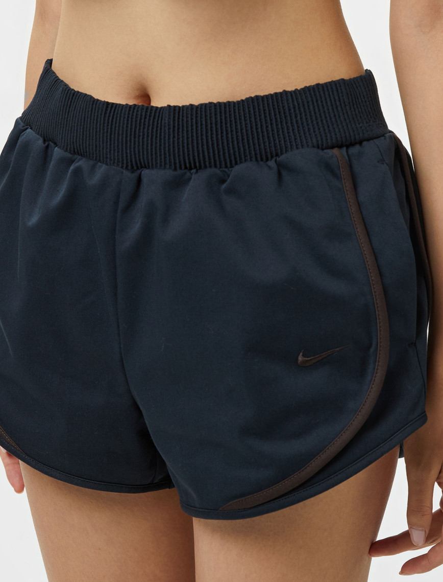 Nike Sportswear Collection Kadın Siyah Şort Nike Sportswear Collection Kadın Siyah Şort