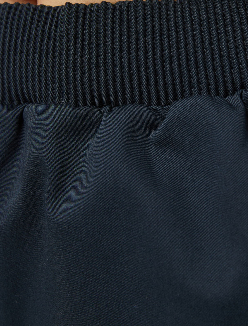 Nike Sportswear Collection Kadın Siyah Şort Nike Sportswear Collection Kadın Siyah Şort