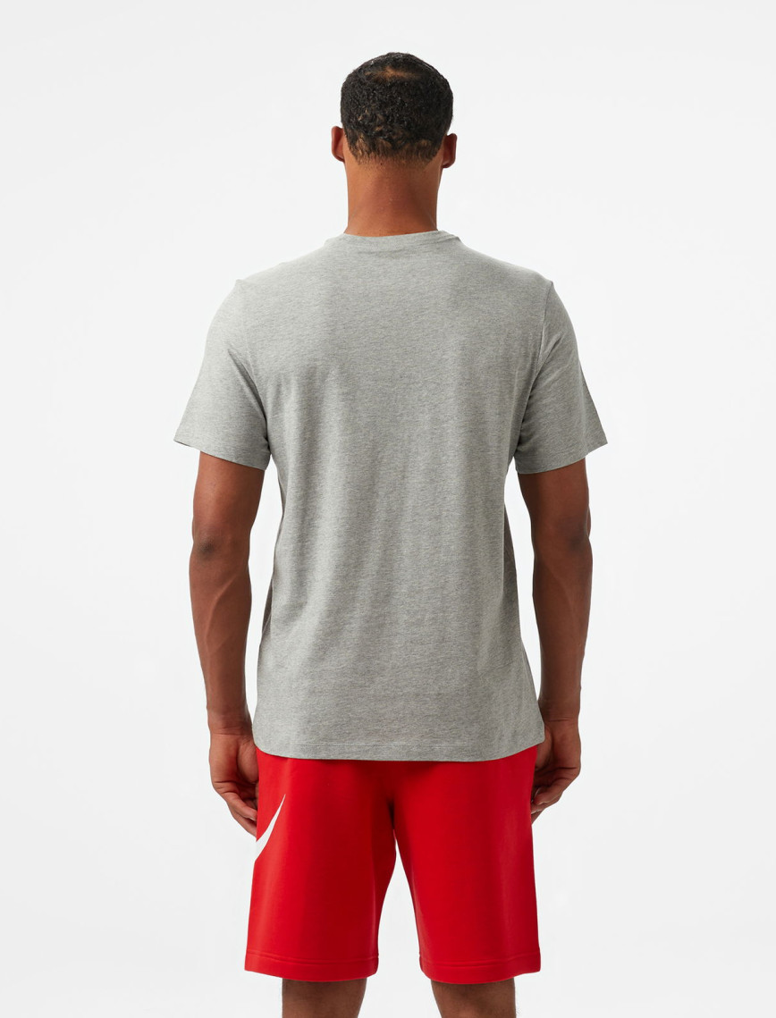 Nike Sportswear Verbiage Erkek Gri T-Shirt Nike Sportswear Verbiage Erkek Gri T-Shirt