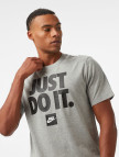 Nike Sportswear Verbiage Erkek Gri T-Shirt Nike Sportswear Verbiage Erkek Gri T-Shirt