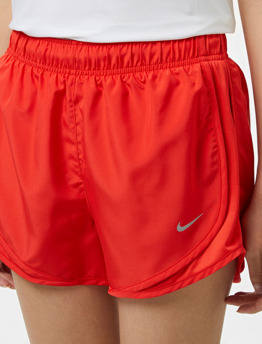 Nike Tempo Dri-Fit 8 cm Kadın Pembe Şort Nike Tempo Dri-Fit 8 cm Kadın Pembe Şort