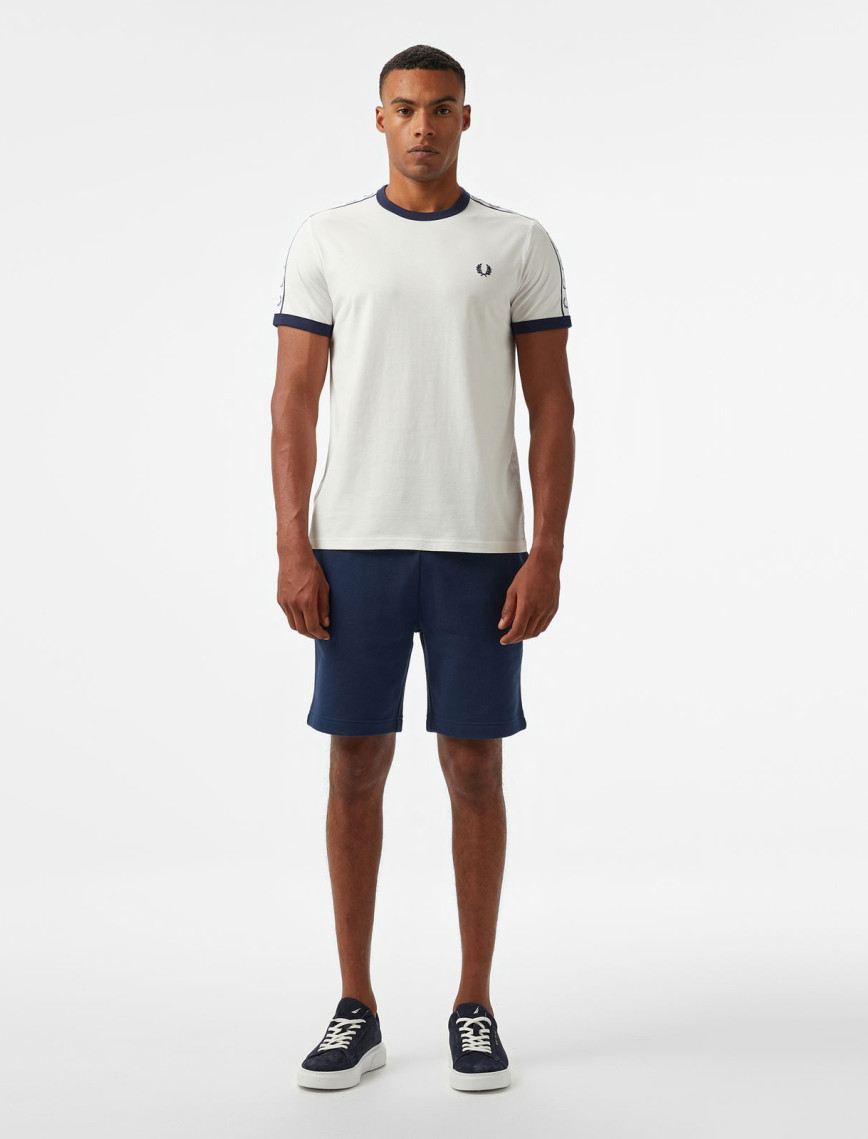 Fred Perry Taped Ringer Erkek Beyaz T-Shirt Fred Perry Taped Ringer Erkek Beyaz T-Shirt