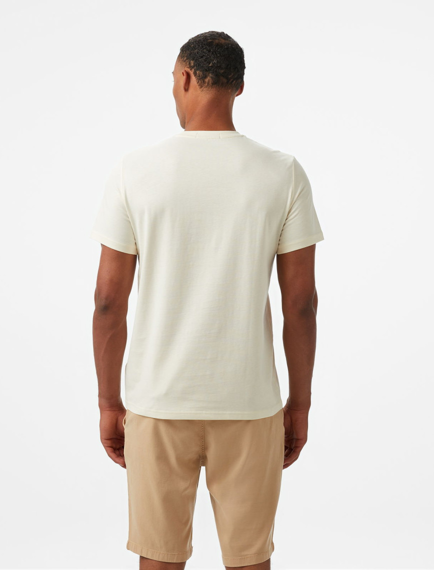 Fred Perry Textured Laurel Wreath Erkek Bej T-Shirt Fred Perry Textured Laurel Wreath Erkek Bej T-Shirt