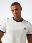 Fred Perry Taped Ringer Erkek Beyaz T-Shirt Fred Perry Taped Ringer Erkek Beyaz T-Shirt