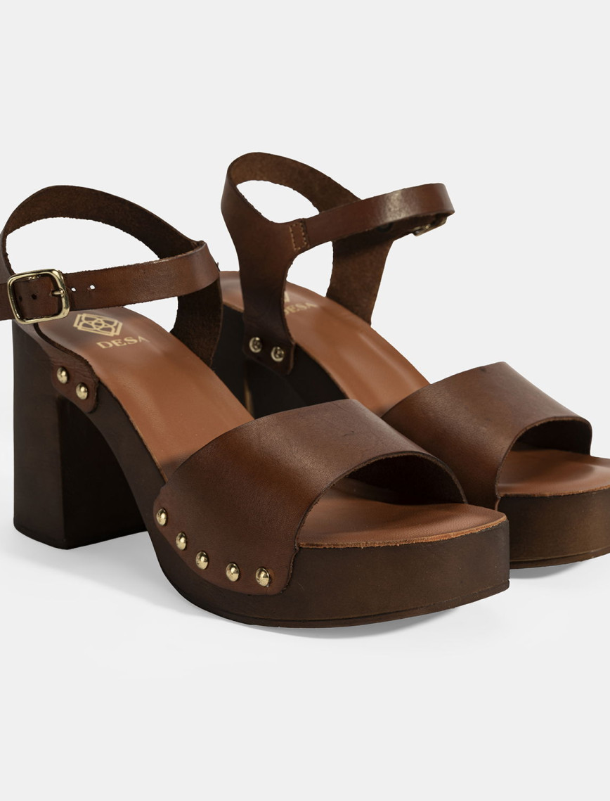 Kadın Kahve Ayarlanabilir Tokalı Deri Topuklu Sandalet Kadın Kahve Ayarlanabilir Tokalı Deri Topuklu Sandalet