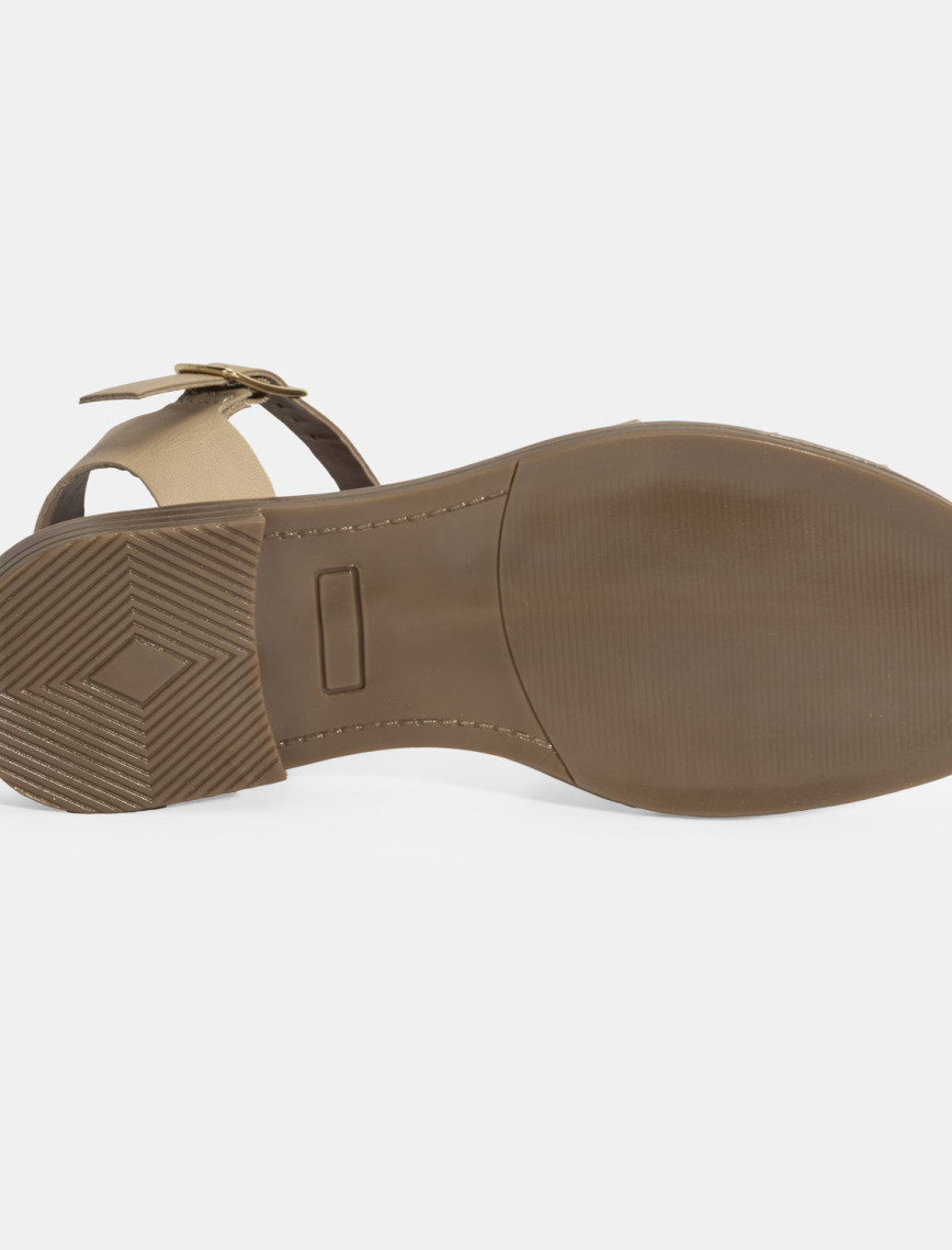 Kadın Bej Ayarlanabilir Tokalı Deri Sandalet Kadın Bej Ayarlanabilir Tokalı Deri Sandalet