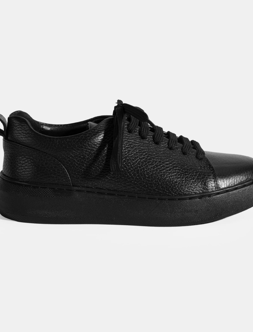 Kadın Siyah Bağcıklı Deri Günlük Ayakkabı Kadın Siyah Bağcıklı Deri Günlük Ayakkabı