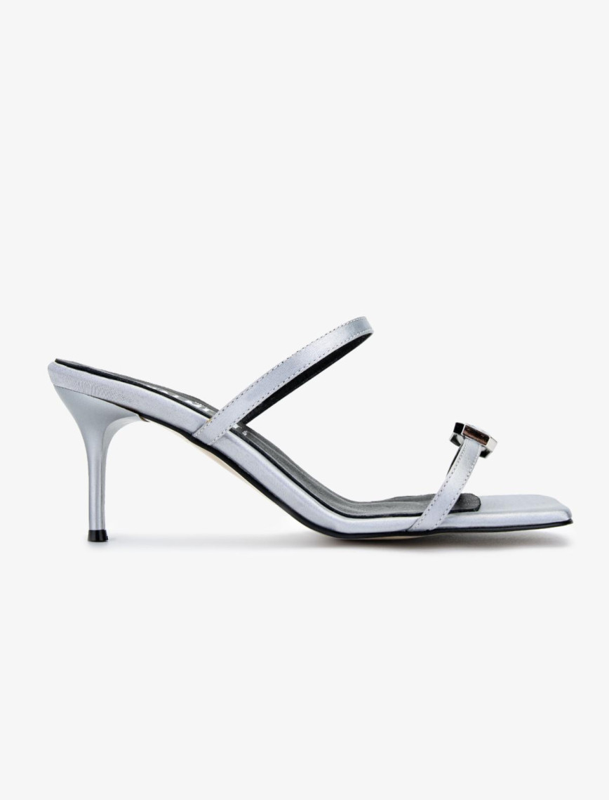 Valmenti Kadın Tekstil Siyah Saten Topuklu Terlik Valmenti Kadın Tekstil Siyah Saten Topuklu Terlik