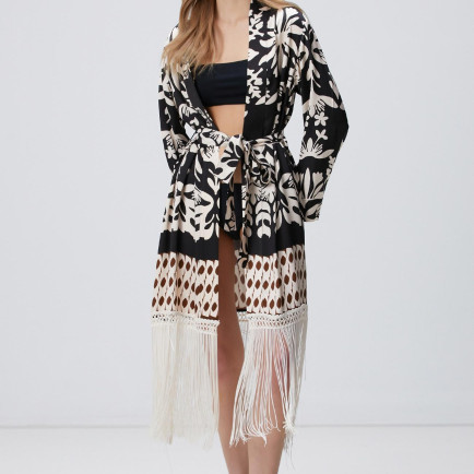 Network Kadın Siyah Püsküllü Desenli Kaftan Network Kadın Siyah Püsküllü Desenli Kaftan