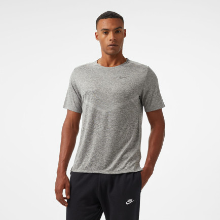 Nike Dri-FIT Rise 365 Ss Erkek Gri T-Shirt