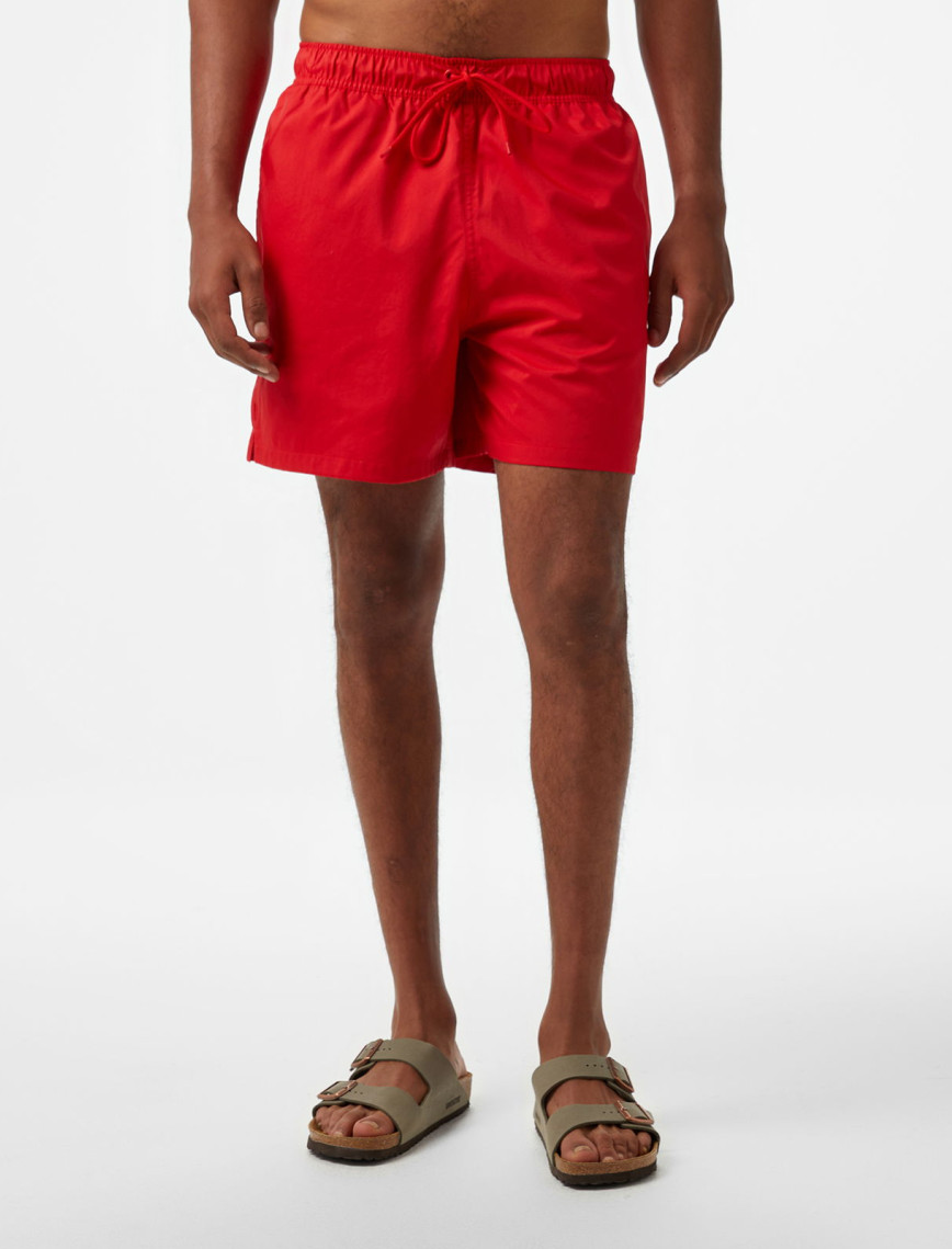 Nike Club Flow Erkek Kırmızı Şort Nike Club Flow Erkek Kırmızı Şort