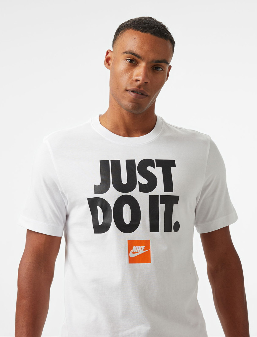 Nıke M Nsw Tee Fran Jdi Verbiage Erkek Beyaz T-Shirt Nıke M Nsw Tee Fran Jdi Verbiage Erkek Beyaz T-Shirt
