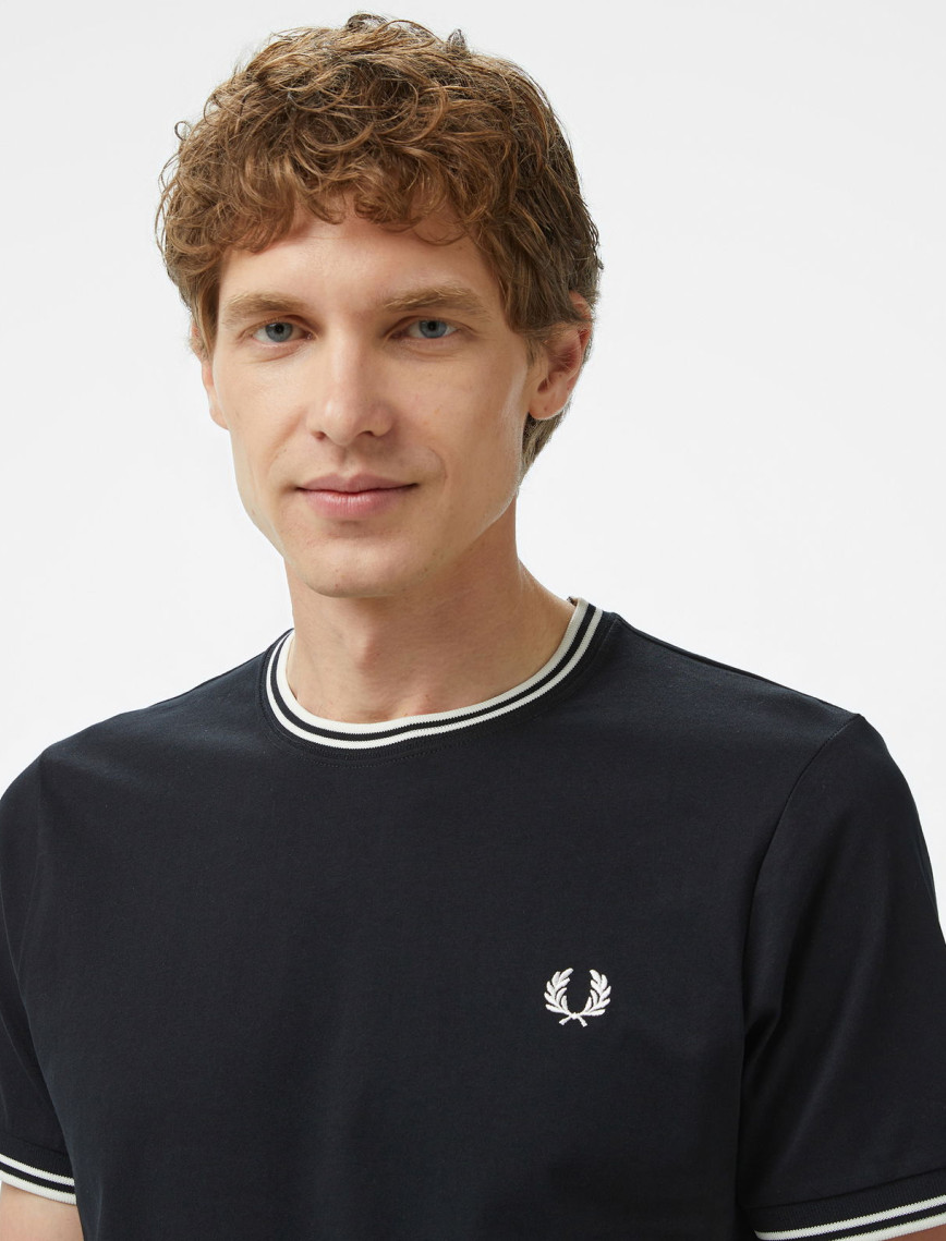 Fred Perry Twin Tipped Erkek Siyah T-Shirt Fred Perry Twin Tipped Erkek Siyah T-Shirt