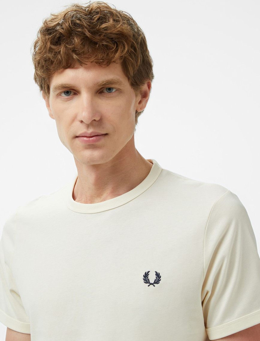 Fred Perry Ringer Erkek Bej T-Shirt Fred Perry Ringer Erkek Bej T-Shirt