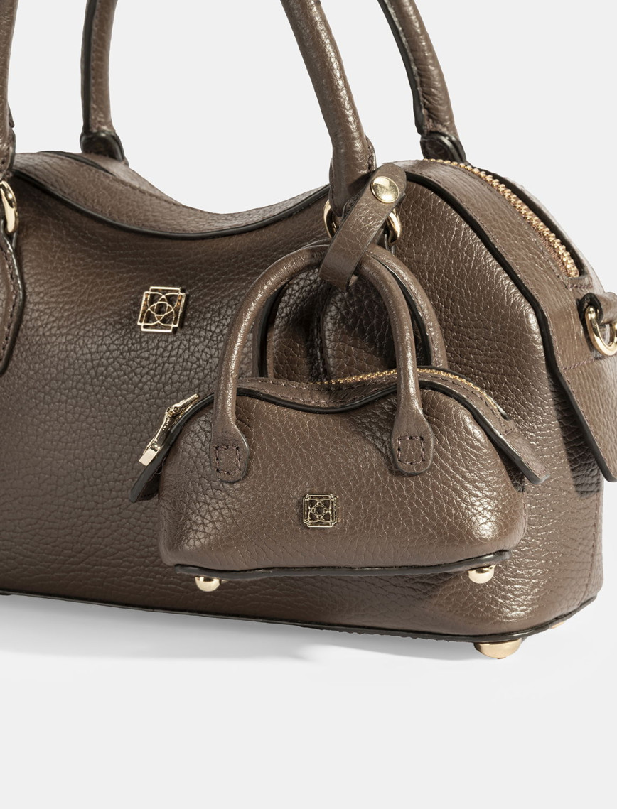 Kadın Kahve Deri Çanta Aksesuarlı Mini El Çantası