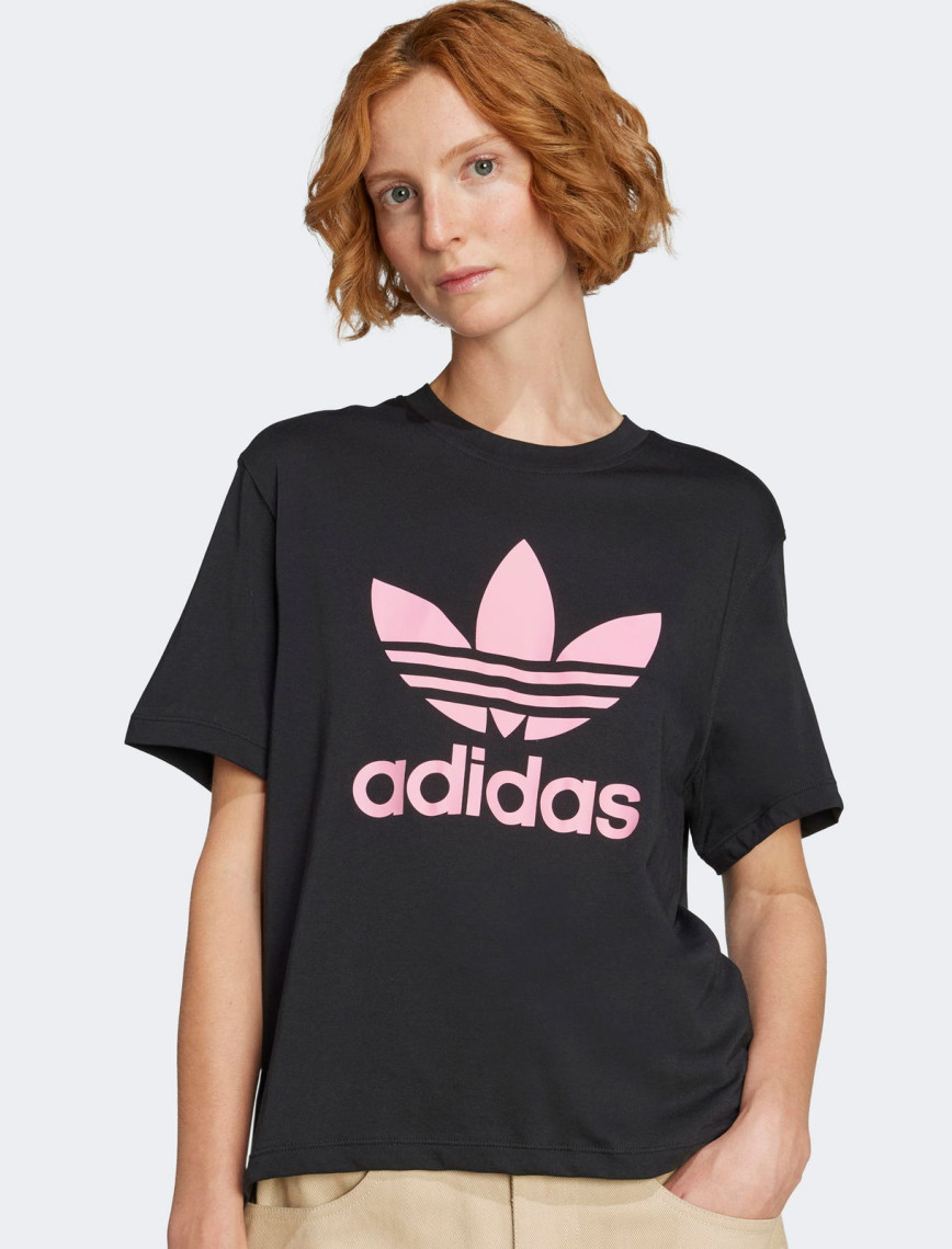 adidas Trefoil Boxy Kadın Siyah T-Shirt adidas Trefoil Boxy Kadın Siyah T-Shirt