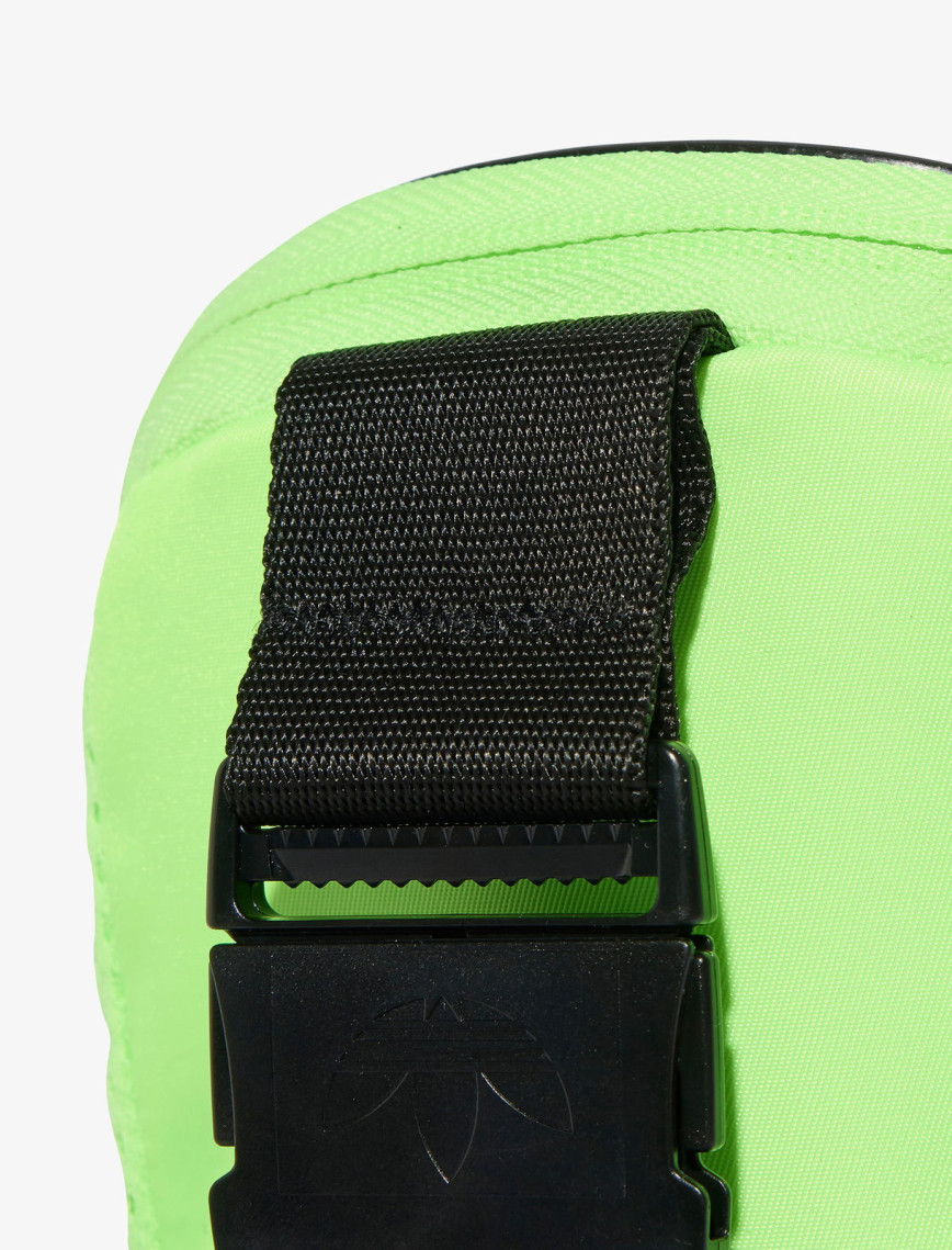 adidas Adicolor Unisex Yeşil Omuz Çantası adidas Adicolor Unisex Yeşil Omuz Çantası