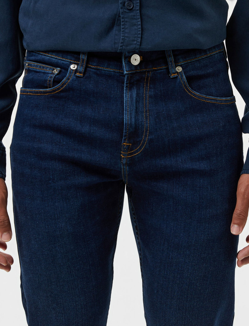 Lacoste Erkek Slim Fit Koyu Mavi Jean Pantolon Lacoste Erkek Slim Fit Koyu Mavi Jean Pantolon