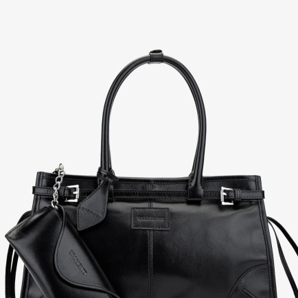 Valmenti Kadın Hakiki Deri Siyah Deri Kol Çantası Valmenti Kadın Hakiki Deri Siyah Deri Kol Çantası