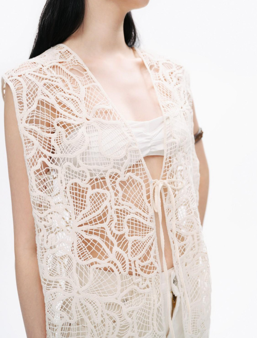 Brode Detaylı Yelek Brode Detaylı Yelek