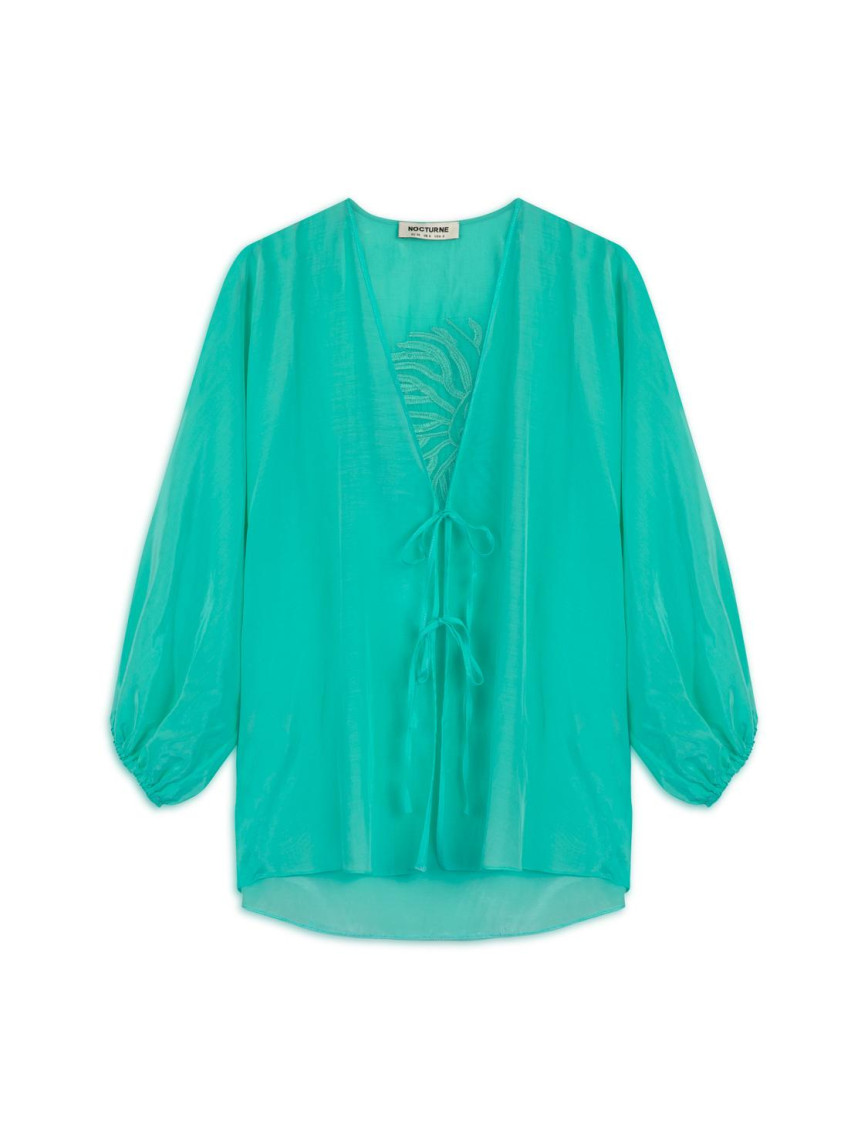 Boncuk İşlemeli Gömlek Boncuk İşlemeli Gömlek