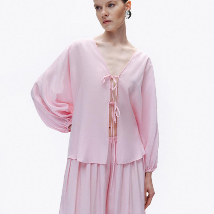 Boncuk İşlemeli Gömlek Boncuk İşlemeli Gömlek