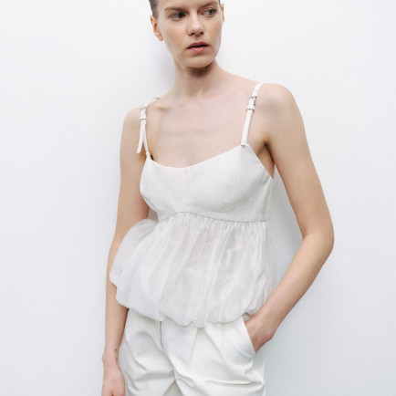 Kemer Askı Detaylı Bluz Kemer Askı Detaylı Bluz