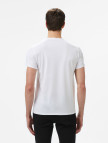 Lacoste Erkek Slim Fit Bisiklet Yaka Beyaz T-Shirt Lacoste Erkek Slim Fit Bisiklet Yaka Beyaz T-Shirt