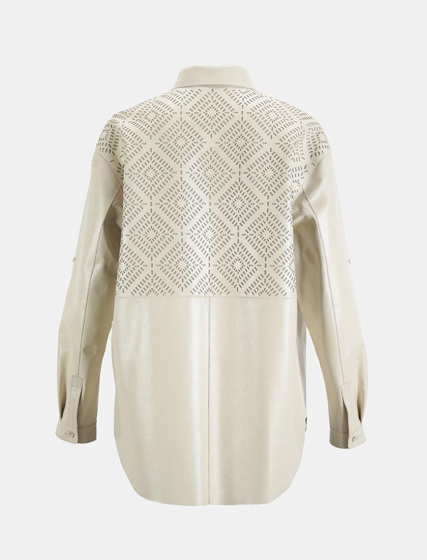 Kadın Beyaz Lazer Kesimli Geometrik Desenli Deri Gömlek Kadın Beyaz Lazer Kesimli Geometrik Desenli Deri Gömlek