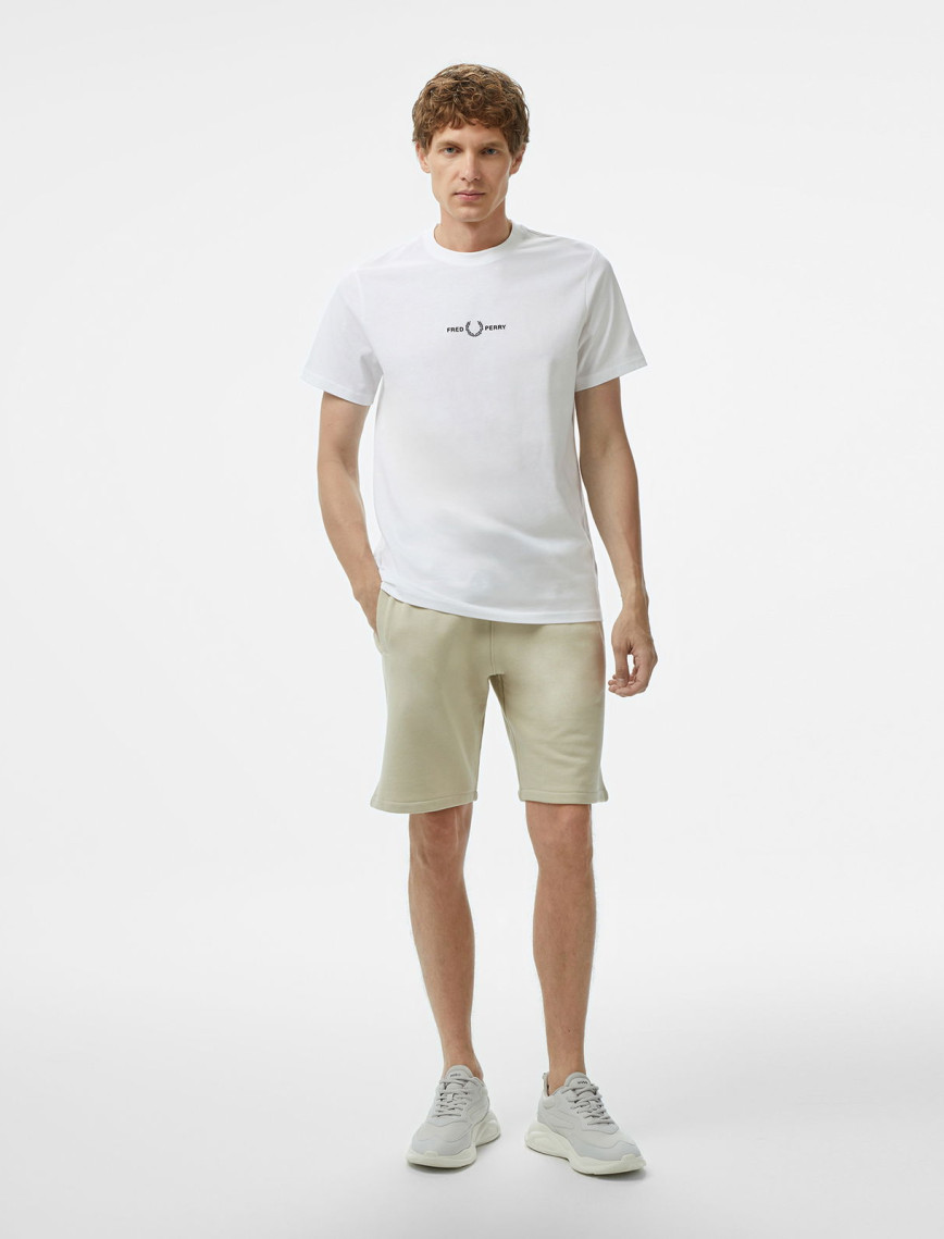 Fred Perry Embroidered Erkek Beyaz T-Shirt Fred Perry Embroidered Erkek Beyaz T-Shirt